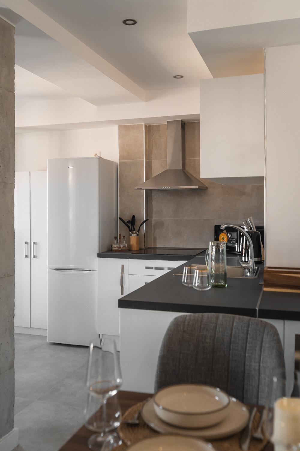 Mano De Hierro Apartment - Free Parking กรานาดา ภายนอก รูปภาพ
